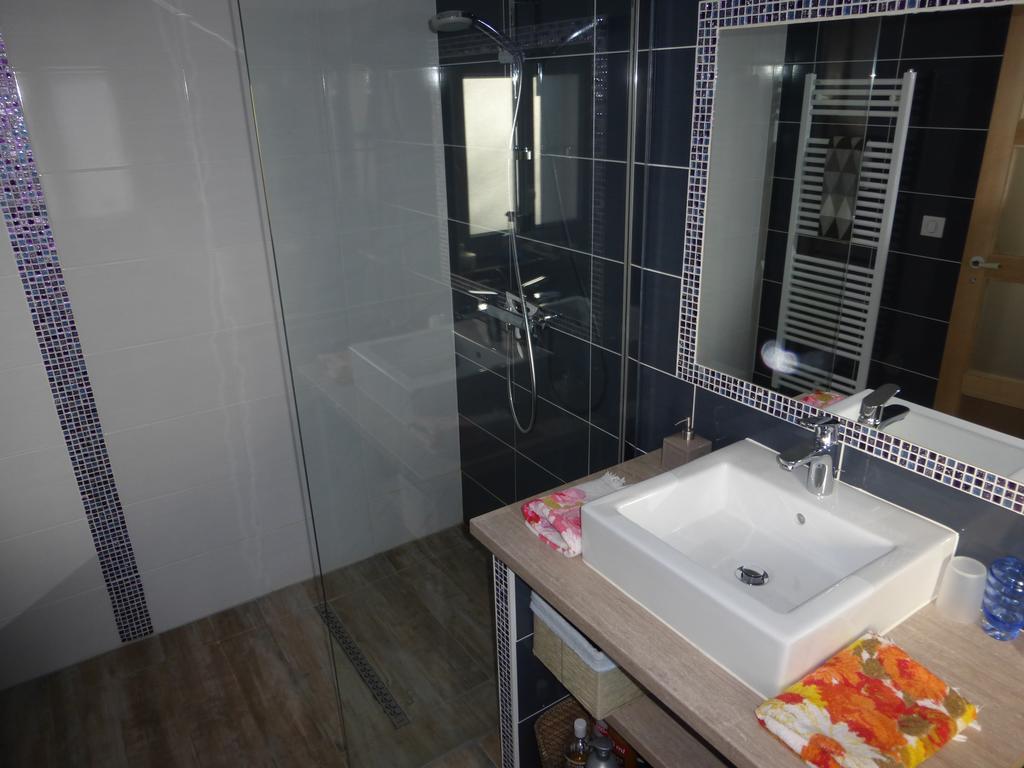 Chambre D'Hotes Le Tilleul De Canac Parking Prive Gratuit Rodez Esterno foto